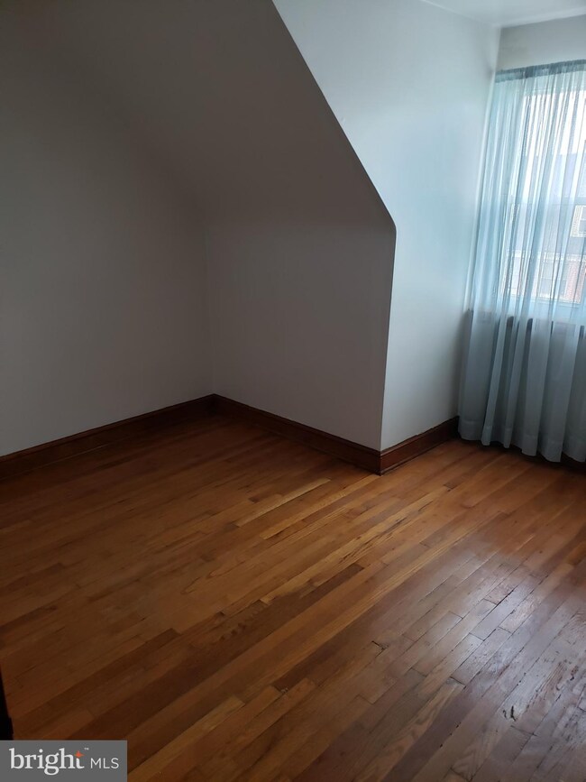 3321 Brendan Ave, Baltimore, MD 21213 - photo 5