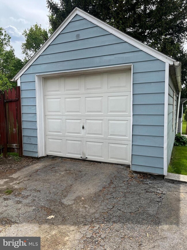 542 Union School Rd, Mount Joy, PA 17552 - photo 4