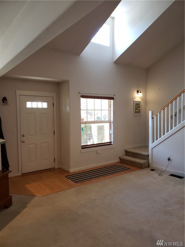 1442 Heath Ct unit 11B, Dupont, WA 98327 - photo 2