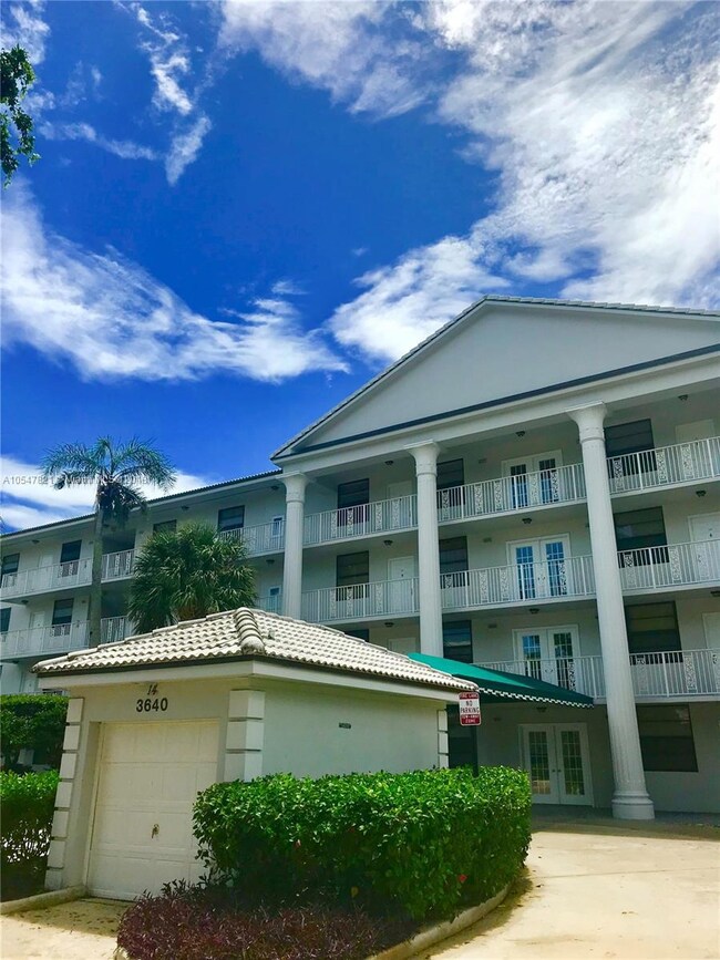 3640 Whitehall Dr unit 2050, West Palm Beach, FL 33401 - photo 2