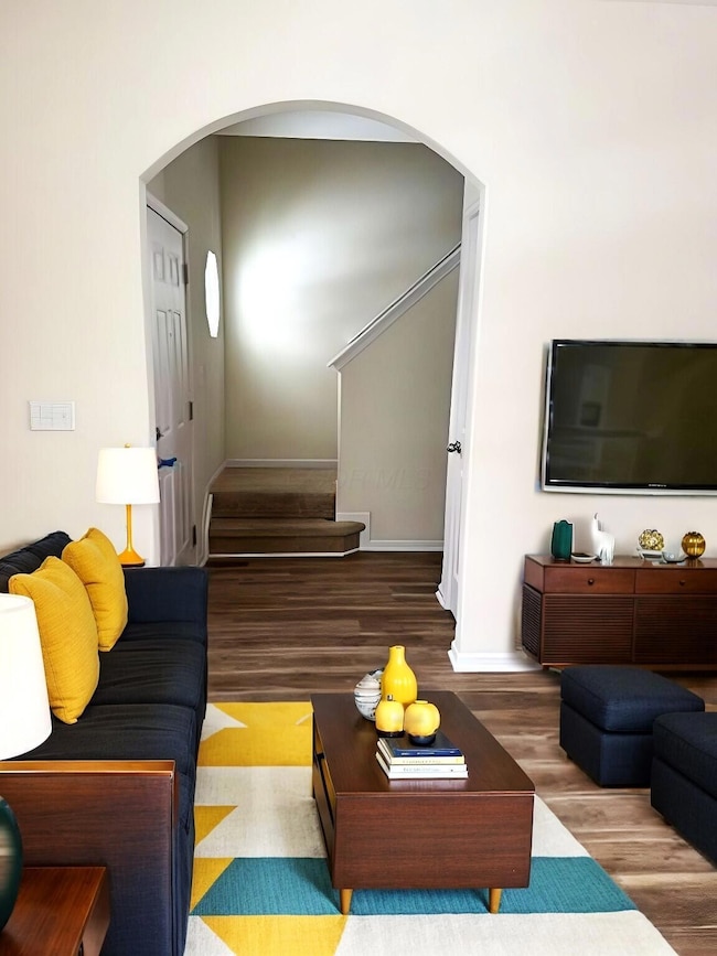 2555 Snowtip Ln, Grove City, OH 43123 - photo 3