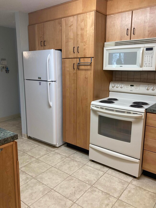 F0D417C3-9BD5-4816-9F7D-7460F7942474