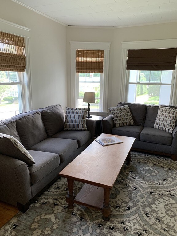 14 Forsberg St, Worcester, MA 01607 - photo 6