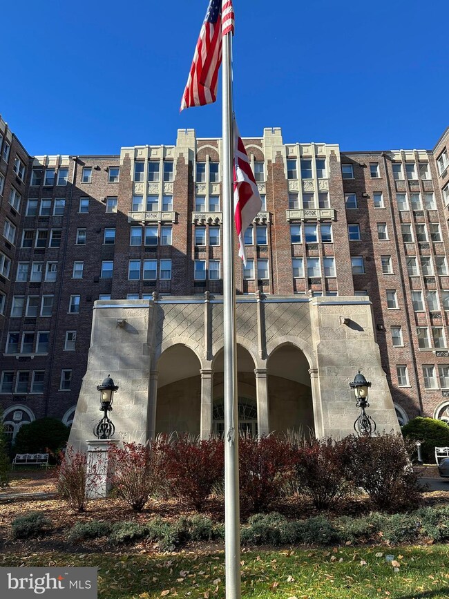 The Westchester unit 249 B, Washington, DC 20016 - photo 2