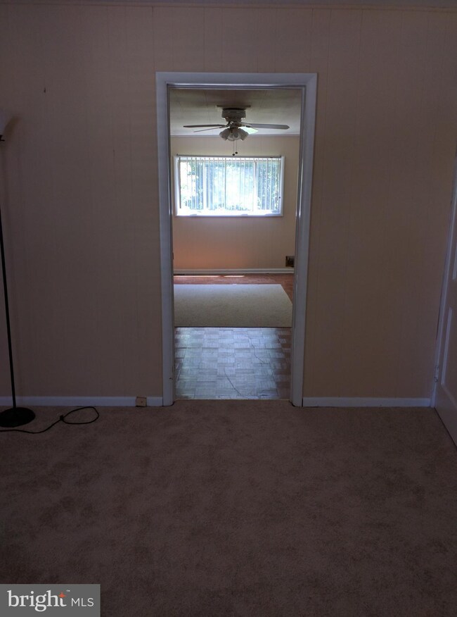 8417 Oakleigh Rd, Parkville, MD 21234 - photo 4