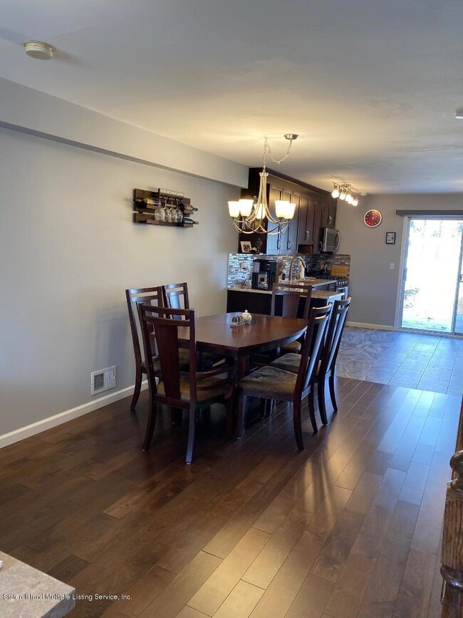 178 dining