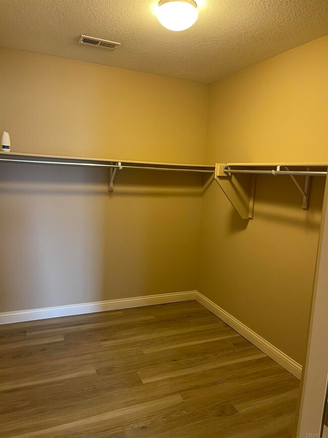 826 Heatherwood Ln, Ossian, IN 46777 - photo 7