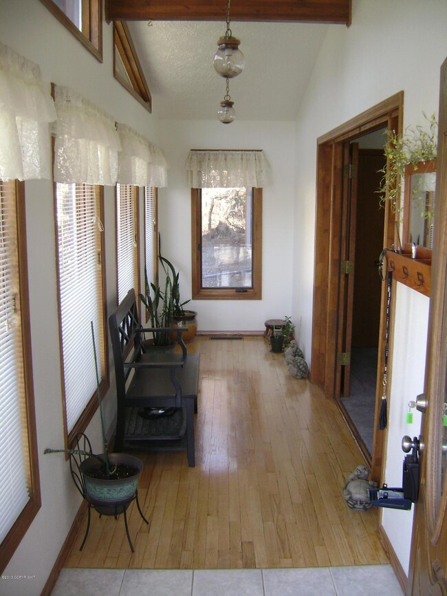 1401 N Branding Iron Ln, Palmer, AK 99645 - photo 3