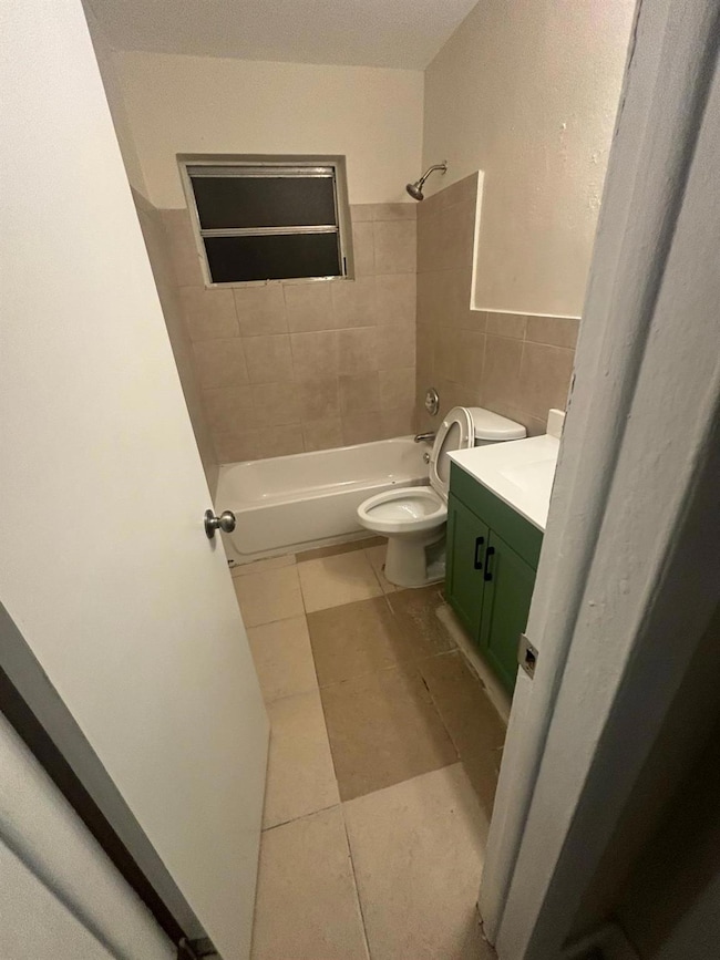 7371 NW 37th St unit 4, Hollywood, FL 33024 - photo 5