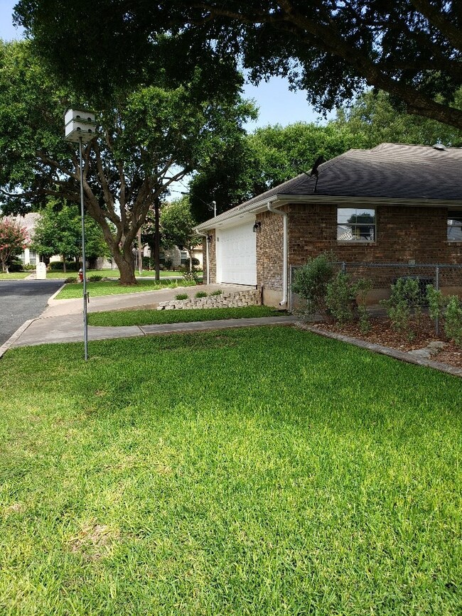 106 Tanglewood Dr, Fredericksburg, TX 78624 - photo 7