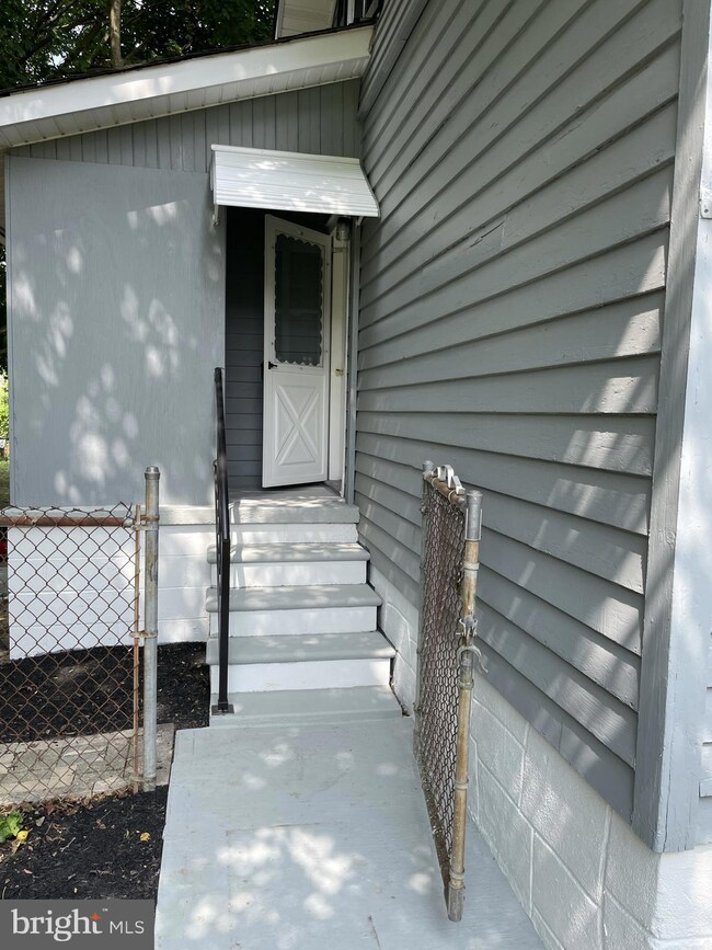 221 Fenimore St, Vineland, NJ 08360 - photo 3
