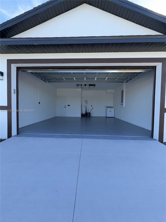 8033 Oakleaf Cir, Labelle, FL 33935 - photo 4