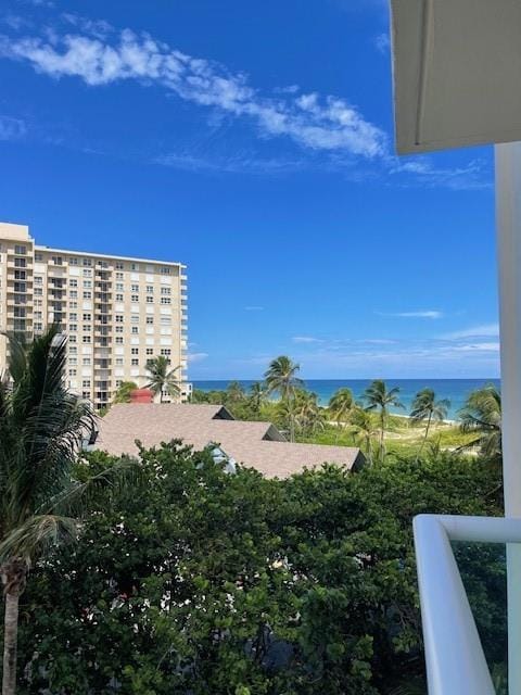 Starlight Towers unit 5H, Lauderdale By the Sea, FL 33308 - photo 6