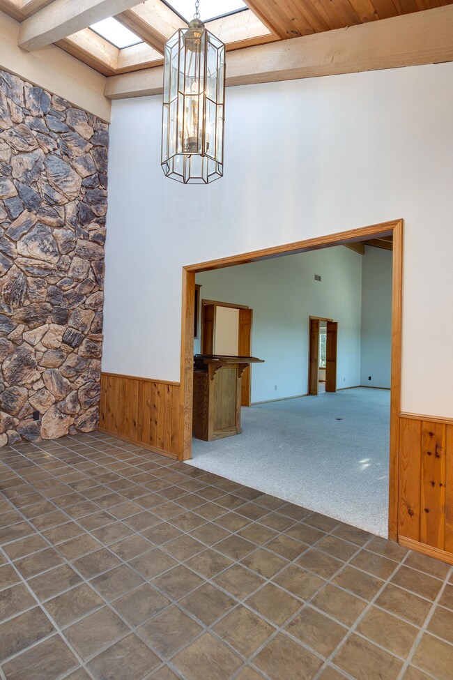 003_Foyer[1]