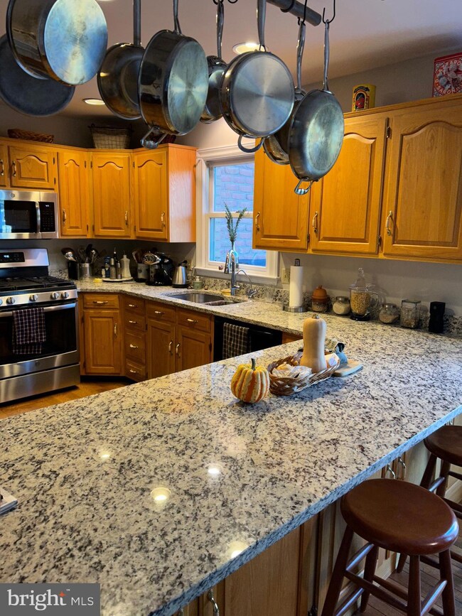 11115 Mahogany Dr, Hagerstown, MD 21742 - photo 4