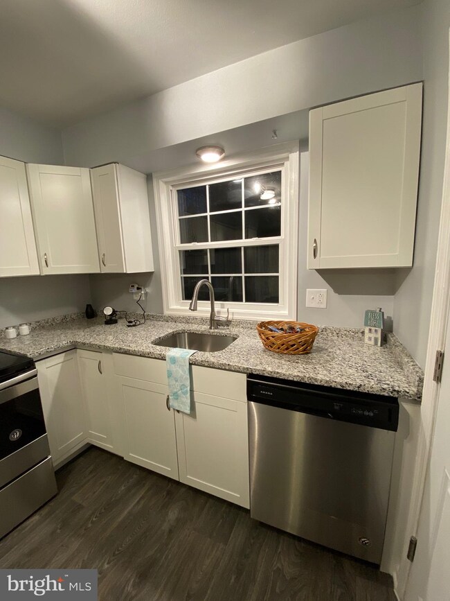 21453 S Essex Dr, Lexington Park, MD 20653 - photo 7