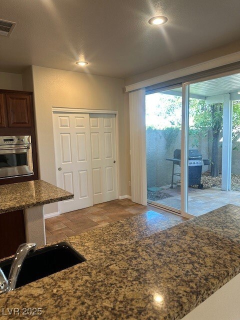 10472 Riverside Park Ave, Las Vegas, NV 89135 - photo 7