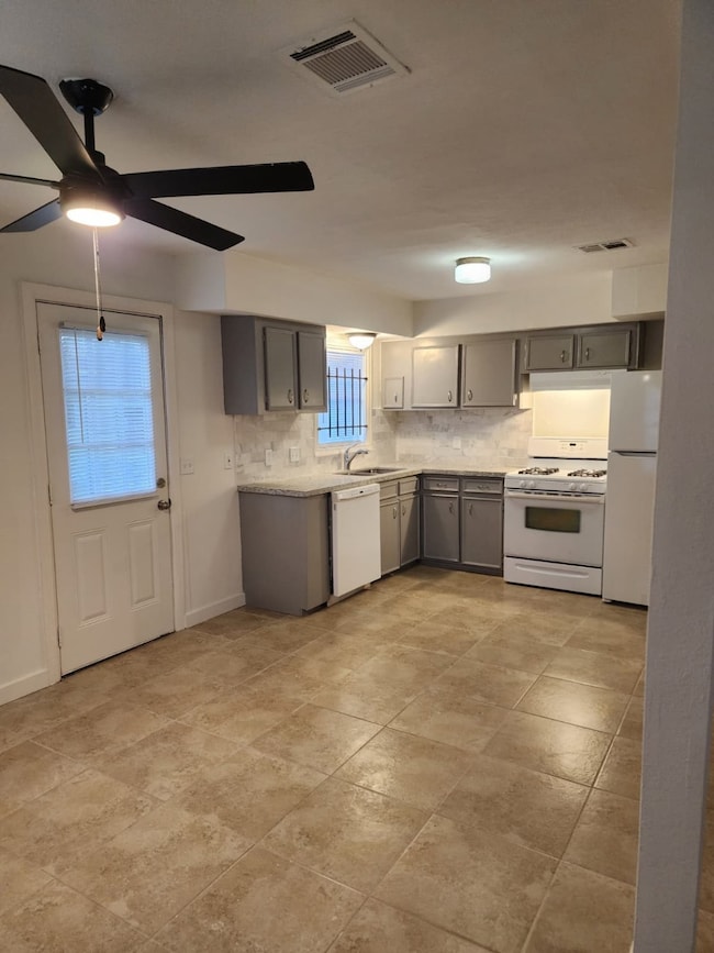 5309 Ricky St, Houston, TX 77033 - photo 7