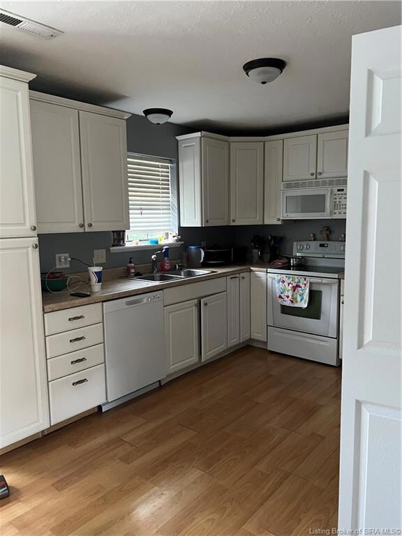 1827 Rita Dr, New Albany, IN 47150 - photo 3