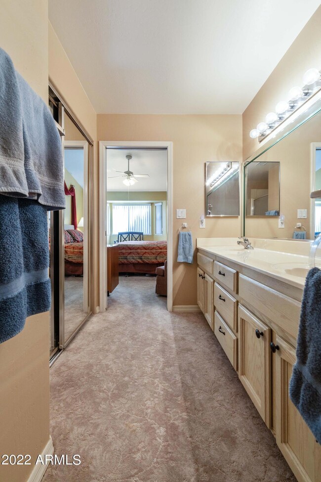 master bath Walk in closet & 2 sinks