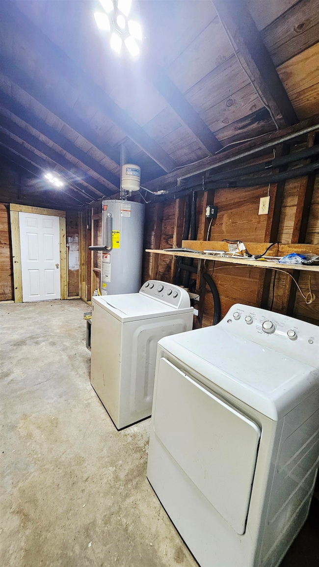 140 W Hooks St, Sour Lake, TX 77659 - photo 6