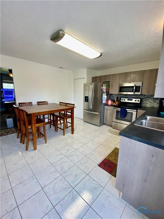 1855 Bishop Ln, Findlay, OH 45840 - photo 5