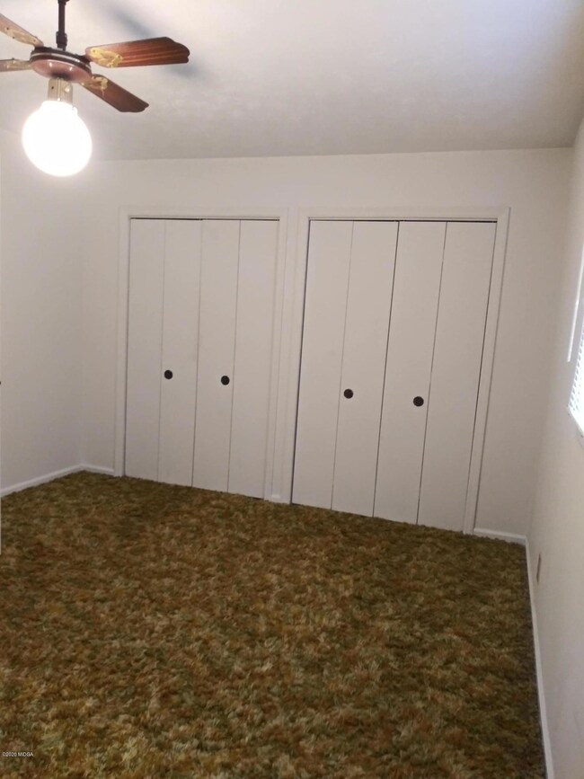 2407 Robin Hood Rd2