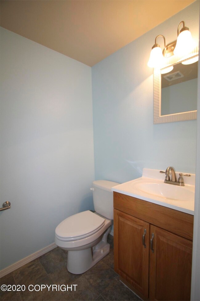 640 Princess Cir, Anchorage, AK 99504 - photo 5