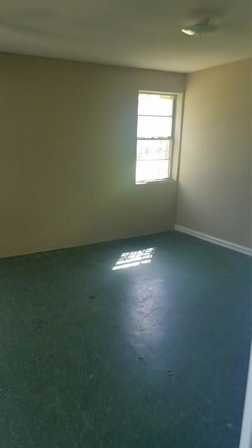 6155 N Mile 4 1 2 W, Weslaco, TX 78599 - photo 2