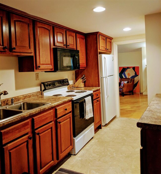 106 Gile Pond Rd, Franklin, NH 03235 - photo 4