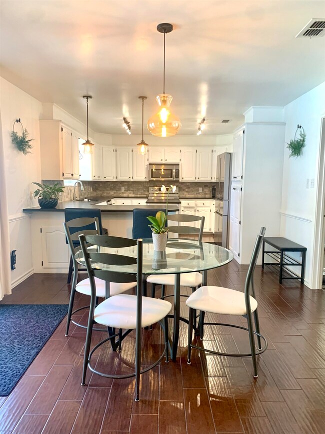 5801 Cooks Ln, Texarkana, TX 75503 - photo 5