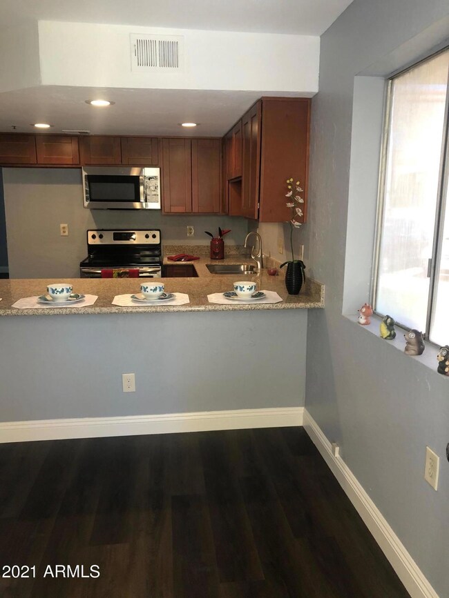 12221 W Bell Rd unit 111, Surprise, AZ 85378 - photo 4