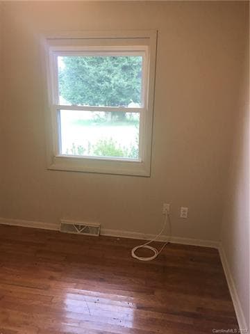 250 Bell Farm Rd, Statesville, NC 28625 - photo 4