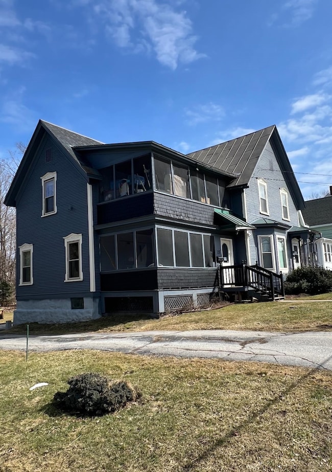 15 Upper Welden St, Saint Albans City, VT 05478 - photo 2