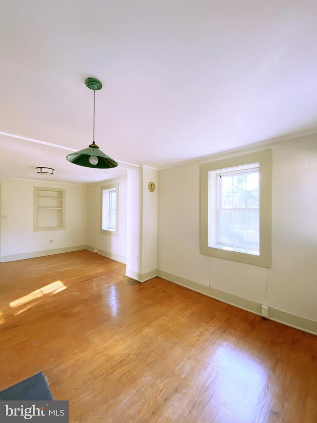 190 N 18th St, Purcellville, VA 20132 - photo 6