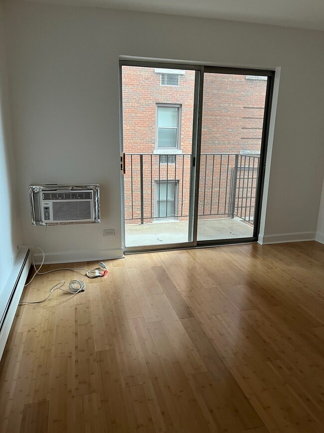 Ridgeview Tower unit 306, Evanston, IL 60201 - photo 6