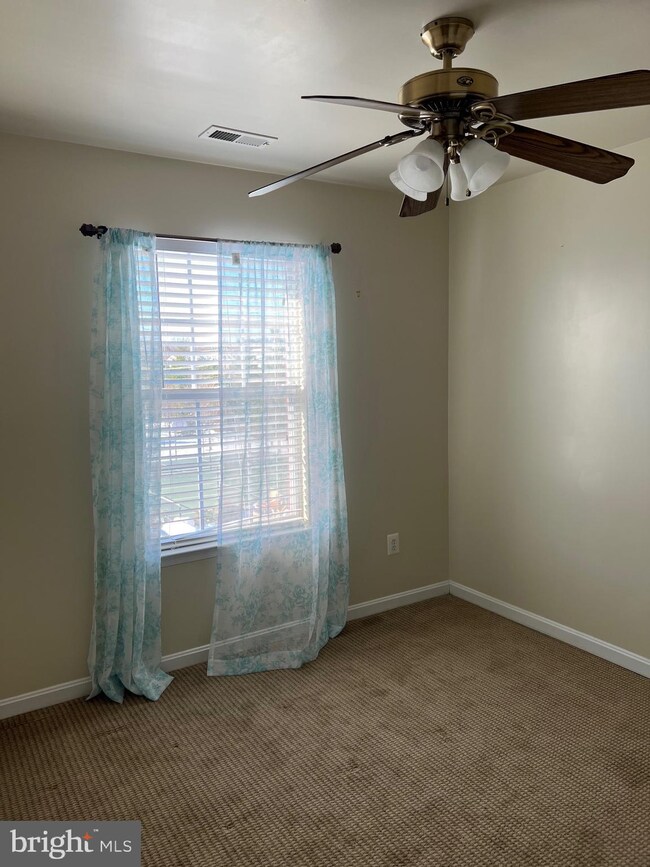 2511 James Maury Dr, Herndon, VA 20171 - photo 7