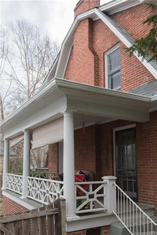 side porch