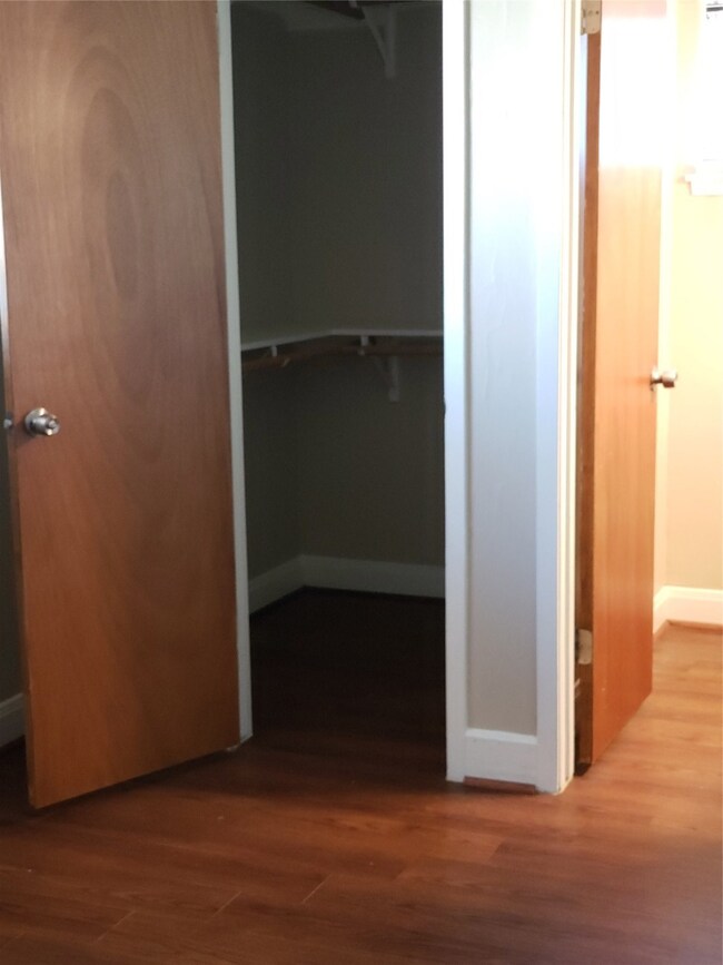 838 Marcolin St, Houston, TX 77088 - photo 5