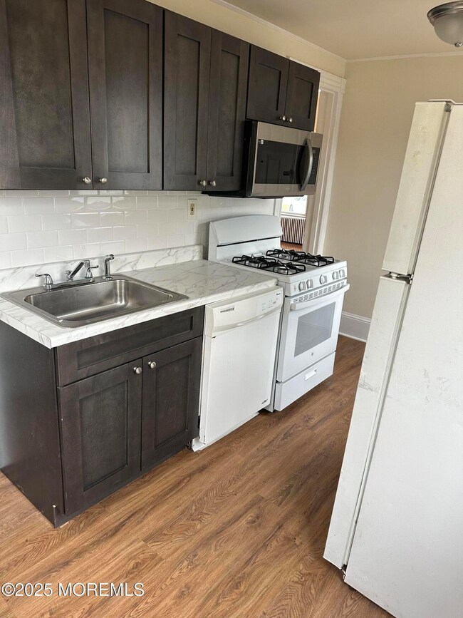 348 Cedar Ave unit 1, Long Branch, NJ 07740 - photo 4