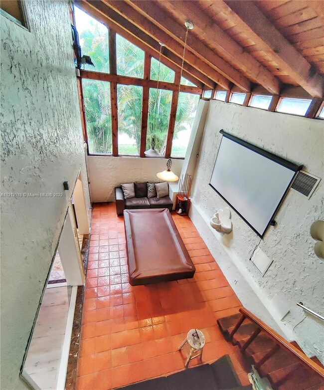 Atrium 3