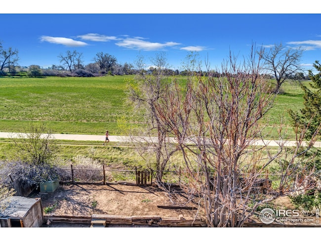 Miles of walking paths behind this house!