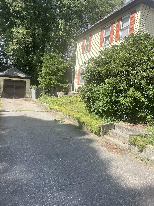 26 Bemis St, Livermore Falls, ME 04254 - photo 2