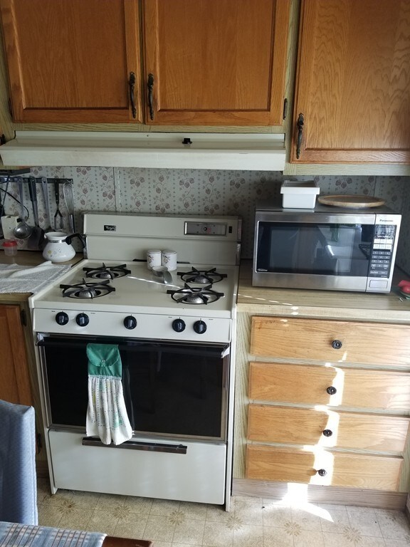 268 Palmer Rd unit 48, Monson, MA 01057 - photo 3