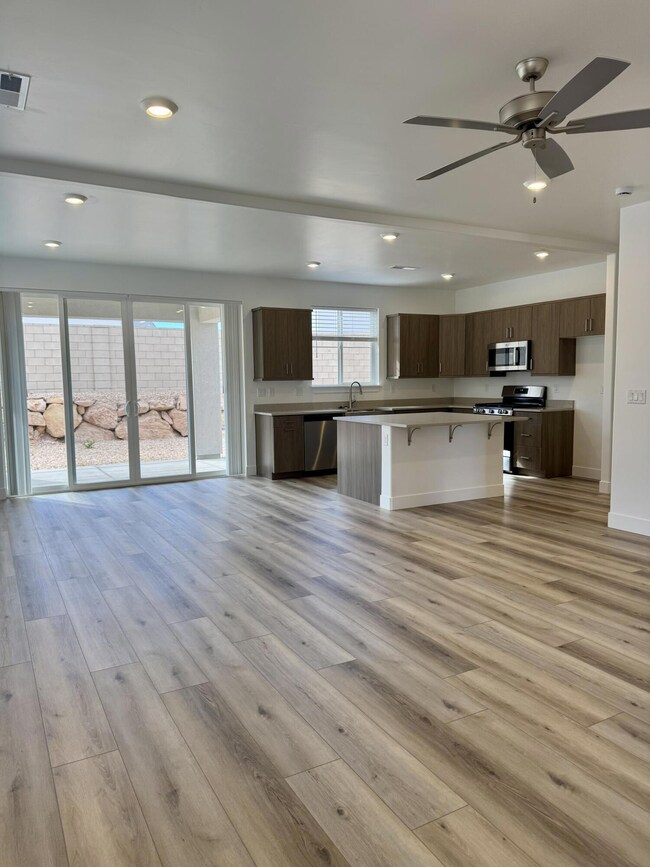 493 W Avery, Saint George, UT 84790 - photo 7