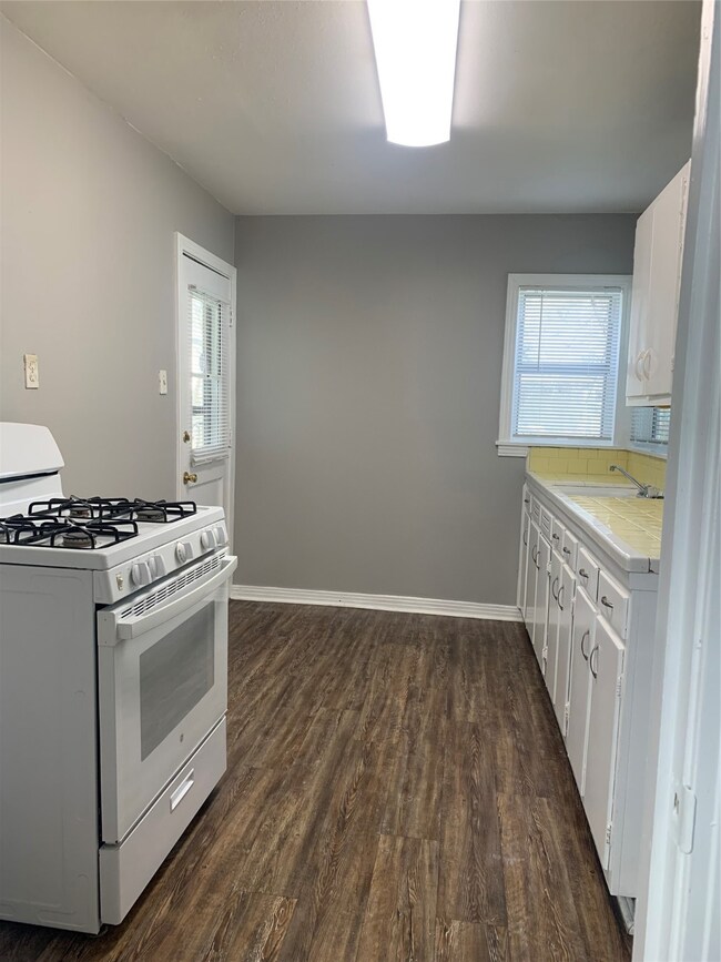 5011 Balkin St, Houston, TX 77021 - photo 7