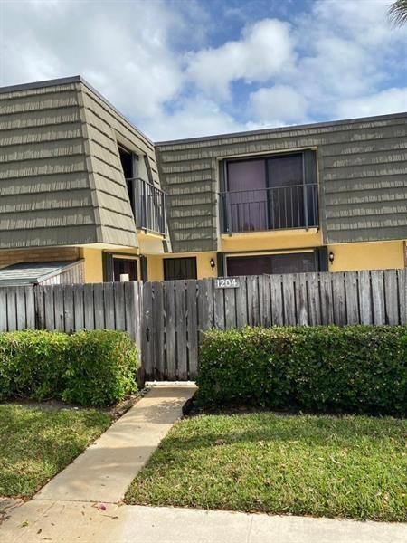 1204 12th Way, West Palm Beach, FL 33407 - photo 2