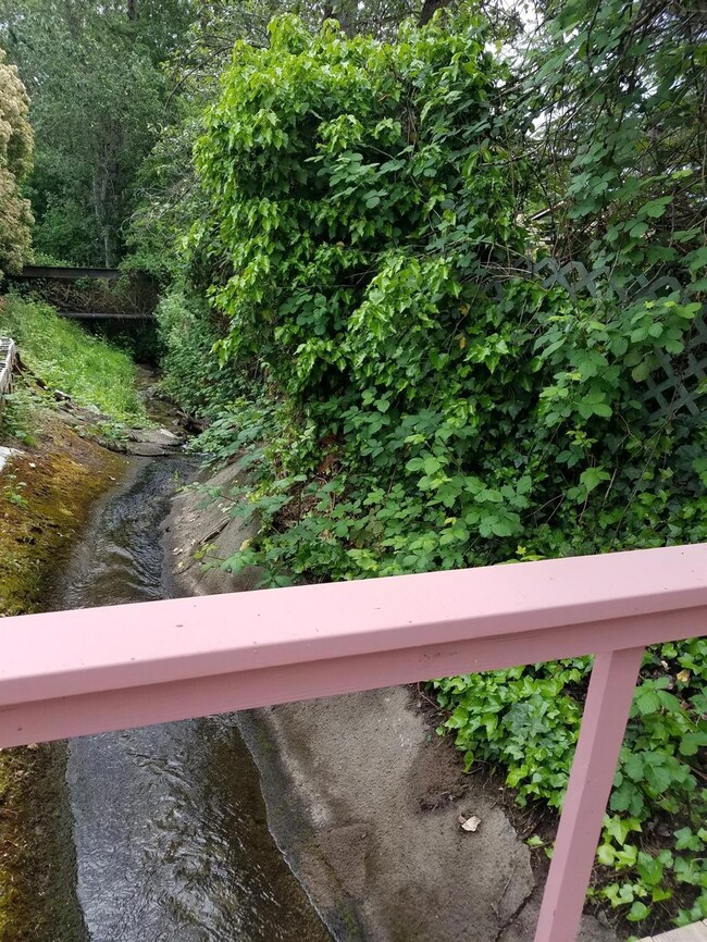 2325 NW Highland Ave unit 55, Grants Pass, OR 97526 - photo 4