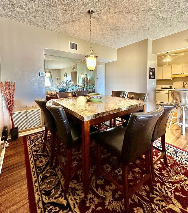 Hillcrest East No.23 unit 1017, Hollywood, FL 33021 - photo 7