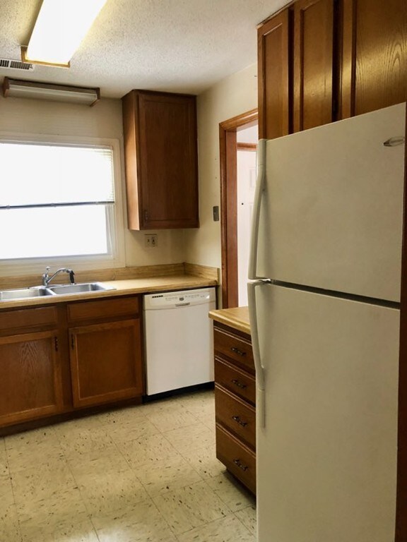 16 Tarrant Ln, Wakefield, MA 01880 - photo 7